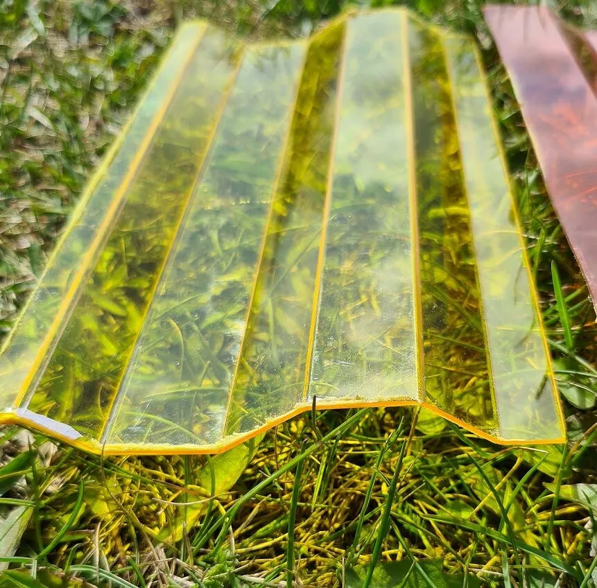 Профилированный поликарбонат желтый 1,3 мм 