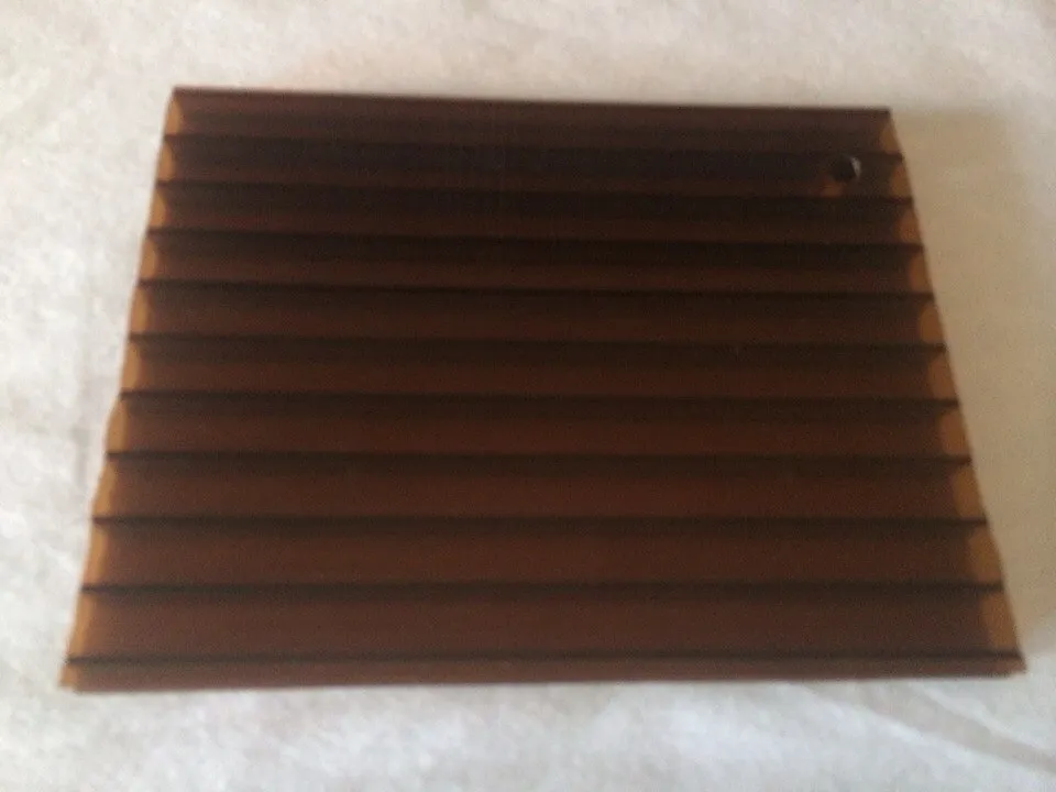 Сотовый поликарбонат 8 мм янтарь 