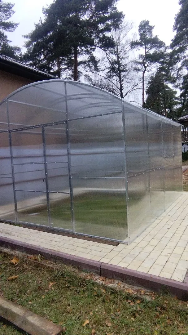Теплица «Прямостенная» 3,5х12 м Шаг 65 см 