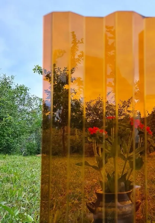 Профилированный поликарбонат янтарь 1,3 мм 