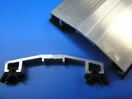 Планка прижимная алюминиевая нижняя 6 м 