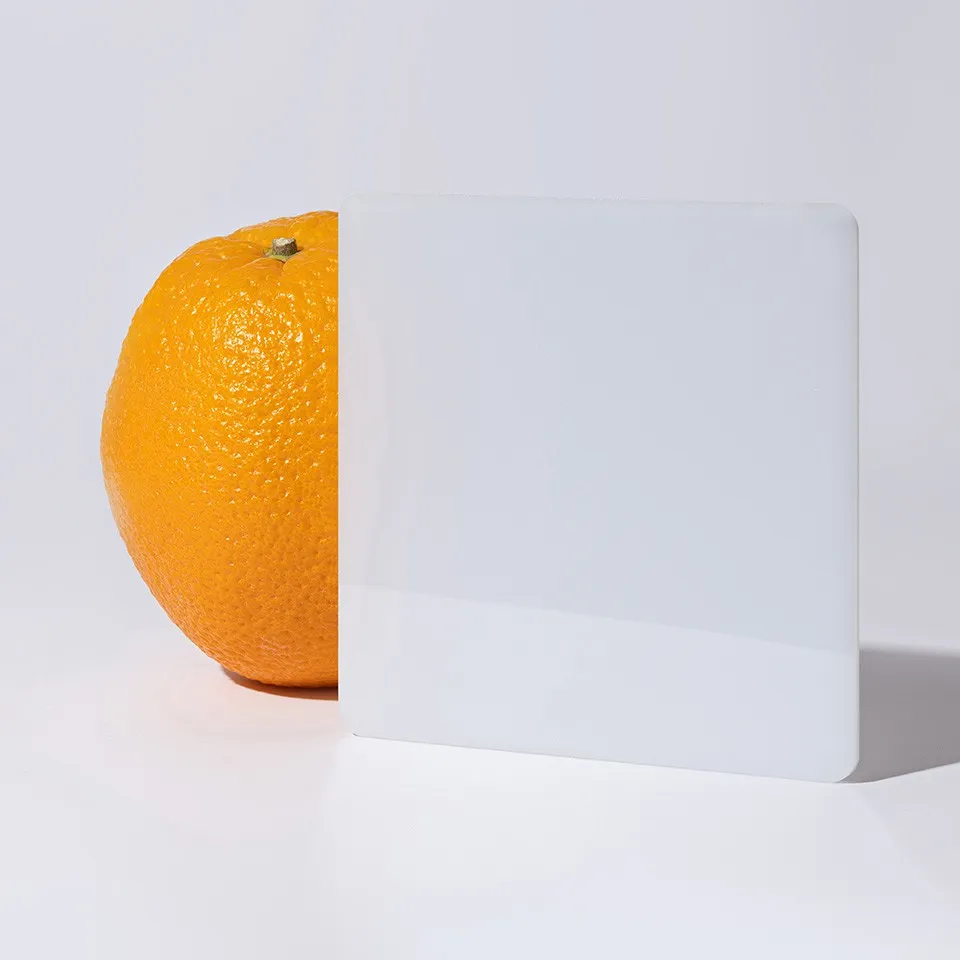 Монолитный поликарбонат Borrex опал 6 мм 